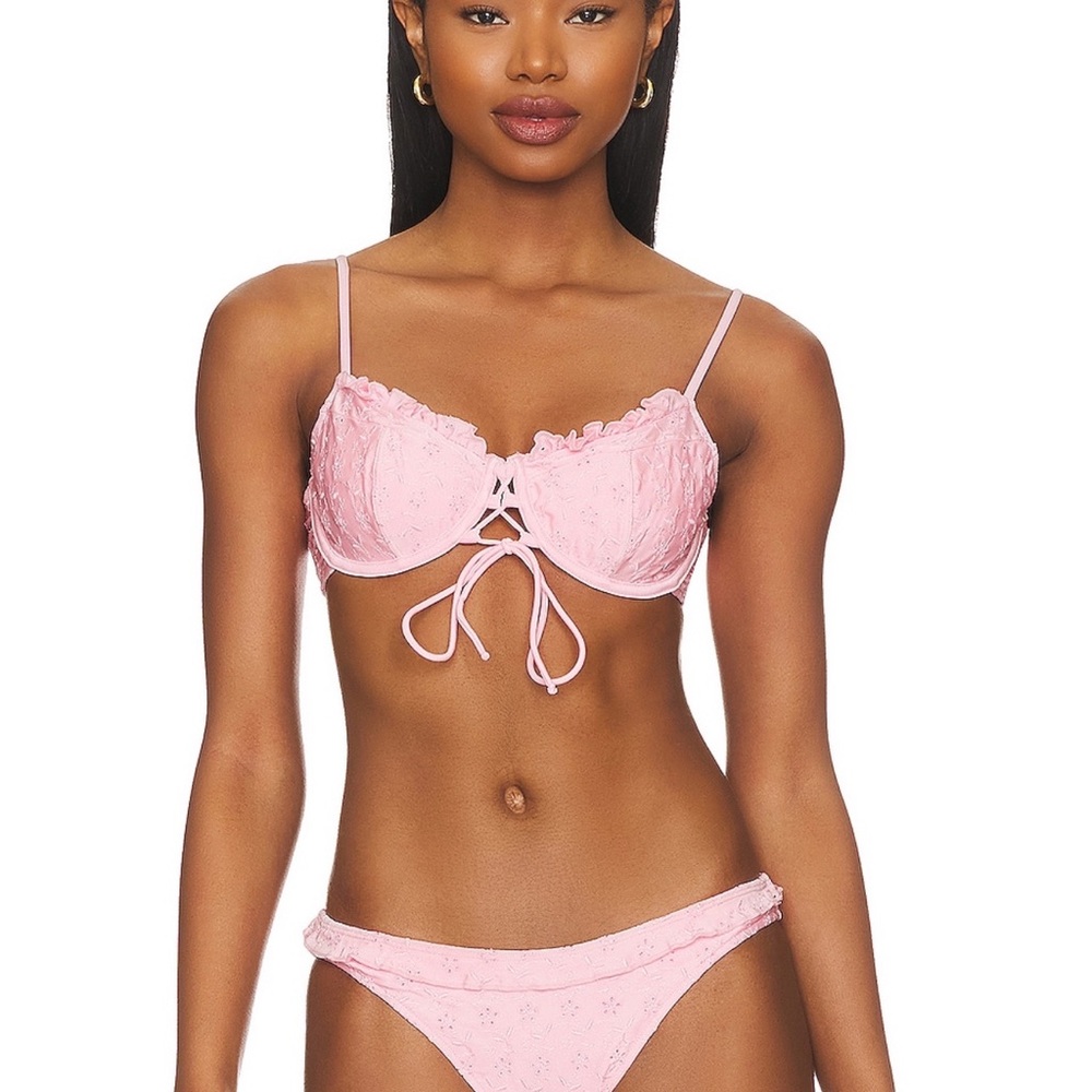 NWT Frankie’s Bikini Lucia Pink Eyelet Lace Top, sz Medium